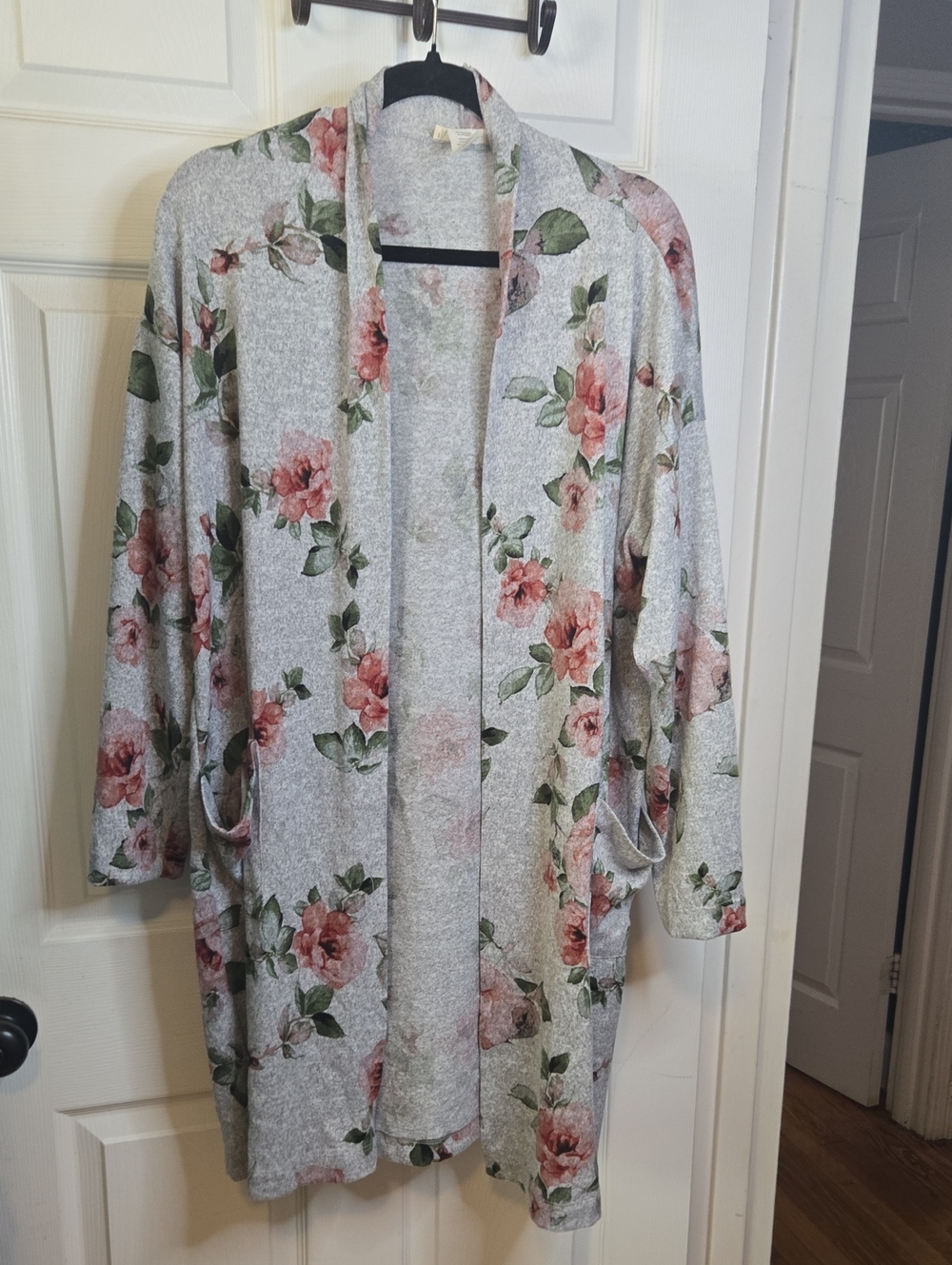 Floral Open-Front Cozy Cardigan - Gray with Pink Roses